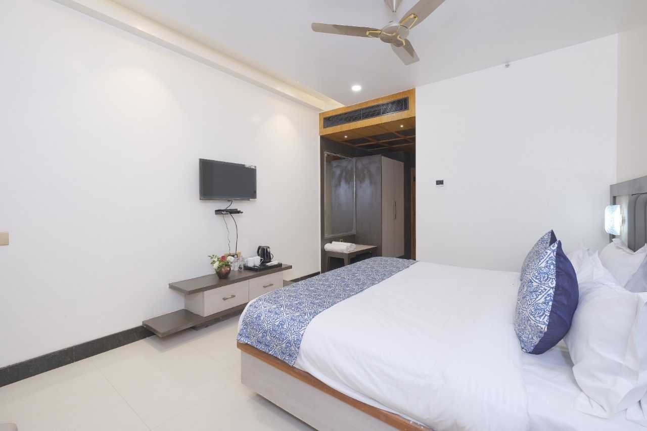 Room Image 1